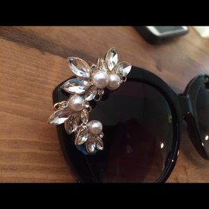 Meet your Posher, Rina